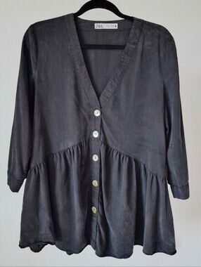 ZARA Flowy Peplum Top – Size Small